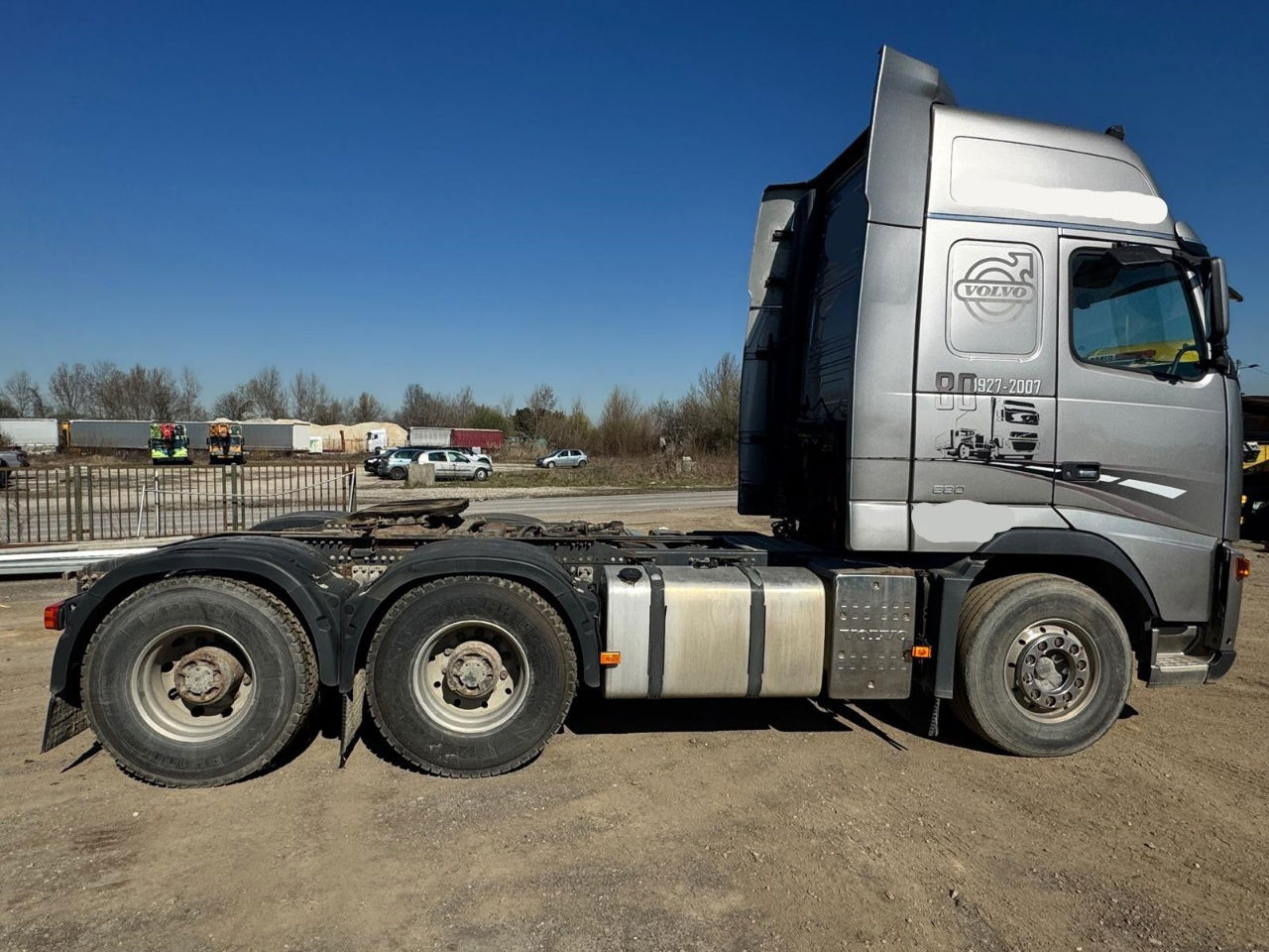 Volvo FH 16 580 6x4 tractor unit - euro 4 - Камион влекач: слика 2 Volvo FH 16 580 6x4 tractor unit - euro 4 - Камион влекач: слика 2