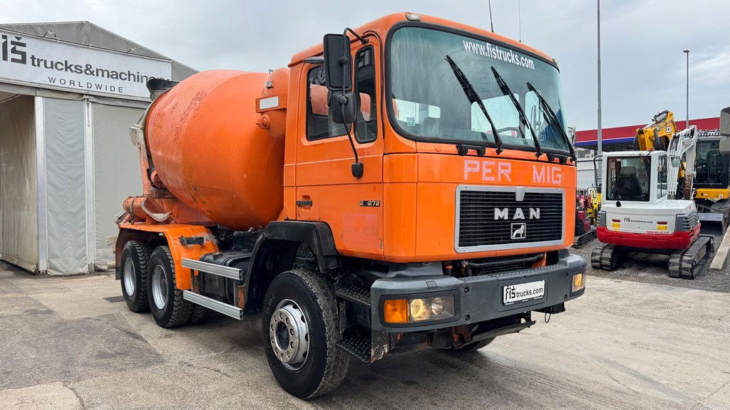 MAN 26.272 6x4 mixer - 7M3 - full spring - Камион миксер за бетон: слика 3 MAN 26.272 6x4 mixer - 7M3 - full spring - Камион миксер за бетон: слика 3