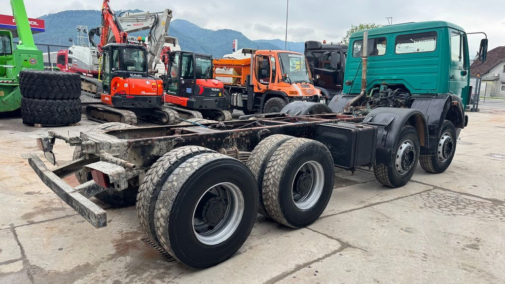 Mercedes-Benz 3025 8x4 chassis - complete spring - Камион со кабинска шасија: слика 5 Mercedes-Benz 3025 8x4 chassis - complete spring - Камион со кабинска шасија: слика 5
