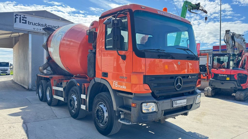 Mercedes-Benz Actros 3241 8x4 mixer 9m3 - Камион миксер за бетон: слика 3 Mercedes-Benz Actros 3241 8x4 mixer 9m3 - Камион миксер за бетон: слика 3