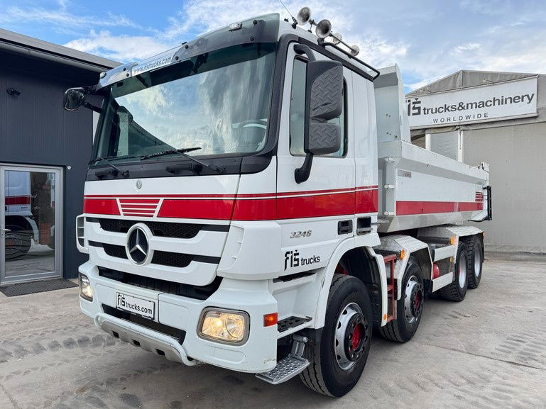 Mercedes-Benz Actros 3246 8X4 mulda tipper - retarder - hydr. back door - Кипер: слика 1 Mercedes-Benz Actros 3246 8X4 mulda tipper - retarder - hydr. back door - Кипер: слика 1