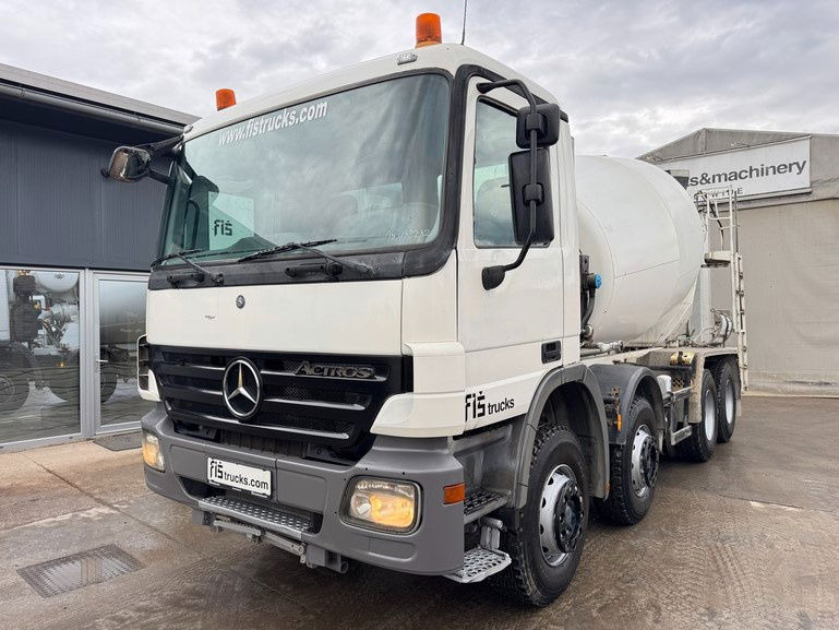 Mercedes-Benz Actros 3536 8x4 stetter schwing mixer 9m3 - Камион миксер за бетон: слика 1 Mercedes-Benz Actros 3536 8x4 stetter schwing mixer 9m3 - Камион миксер за бетон: слика 1