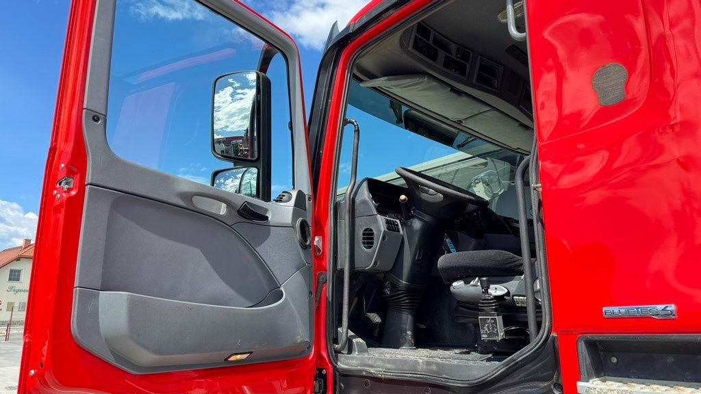 Кипер Mercedes-Benz Actros 4141 K 8x6 meiller mulda tipper - air condition: слика 22 Кипер Mercedes-Benz Actros 4141 K 8x6 meiller mulda tipper - air condition: слика 22