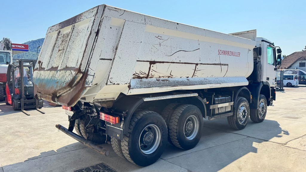 Mercedes-Benz Actros 4141 K 8x6 schwarzmuller mulda tipper - Кипер: слика 4 Mercedes-Benz Actros 4141 K 8x6 schwarzmuller mulda tipper - Кипер: слика 4