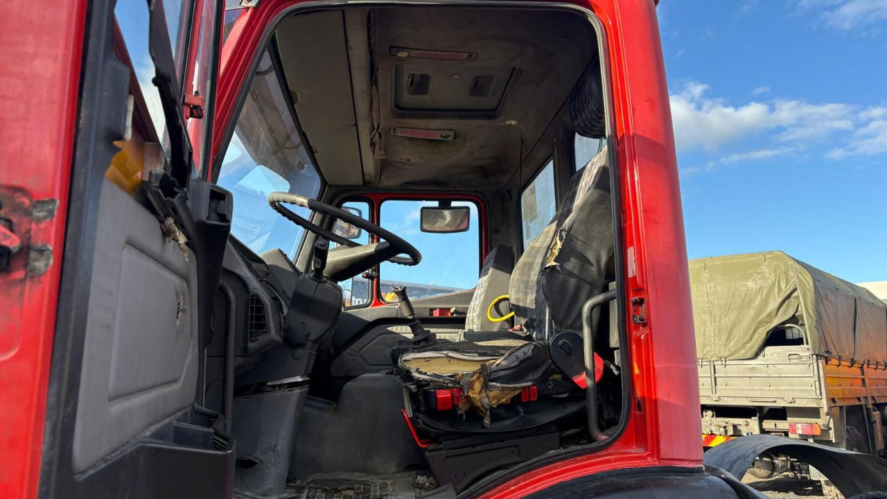 Камион со кабинска шасија Mercedes-Benz SK 3229 8x4 chassis - complete spring V8: слика 11 Камион со кабинска шасија Mercedes-Benz SK 3229 8x4 chassis - complete spring V8: слика 11