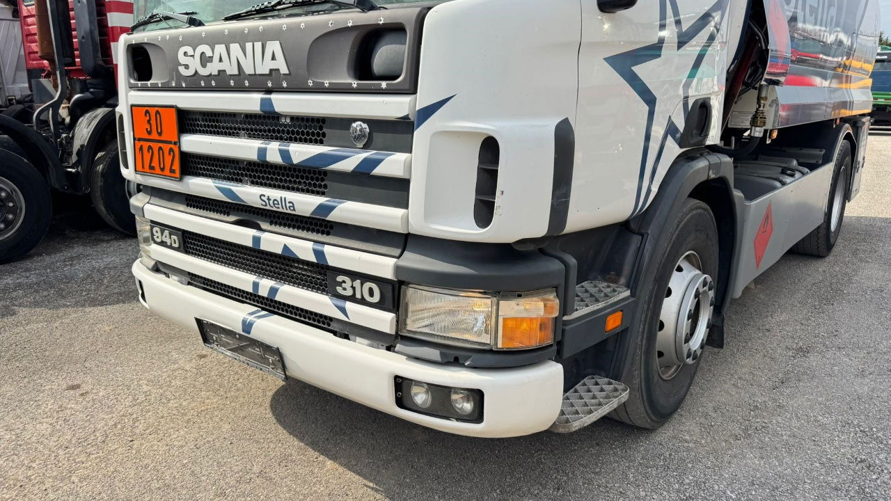 Scania 94D 310 4x2 tank truck - 14.200 liters - Камион цистерна: слика 2 Scania 94D 310 4x2 tank truck - 14.200 liters - Камион цистерна: слика 2