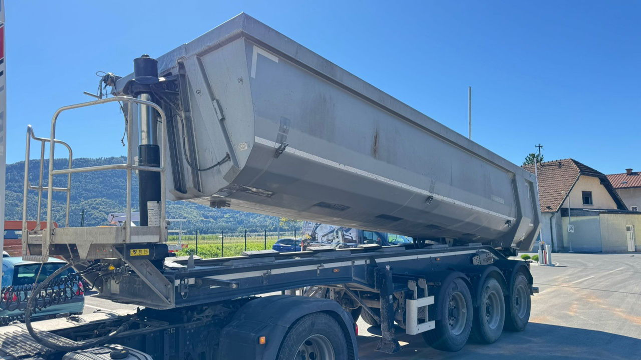 Schwarzmüller AR HKS 3 - 3-Axle Tipper Trailer - ALU - Кипер полуприколка: слика 4 Schwarzmüller AR HKS 3 - 3-Axle Tipper Trailer - ALU - Кипер полуприколка: слика 4