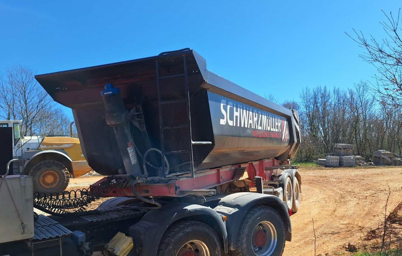 Schwarzmüller SMK10VLN Tipper Trailer - 2 Axle - 24m3 - Кипер полуприколка: слика 3 Schwarzmüller SMK10VLN Tipper Trailer - 2 Axle - 24m3 - Кипер полуприколка: слика 3