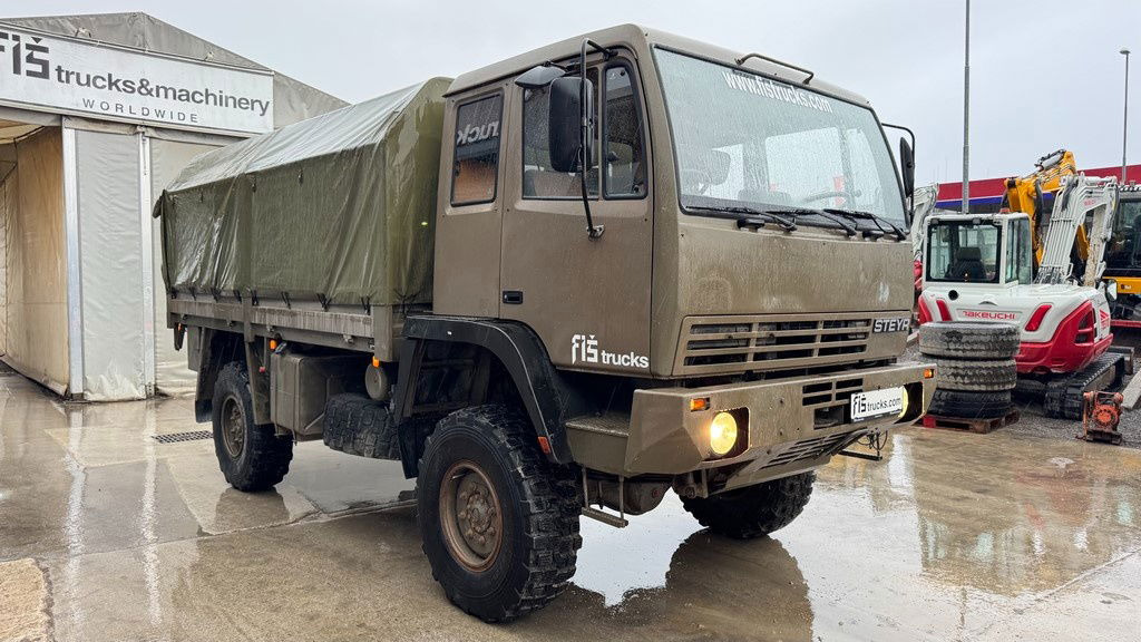 Steyr 12M18 4X4 stake body - ex. truck - Камион со церада: слика 3 Steyr 12M18 4X4 stake body - ex. truck - Камион со церада: слика 3