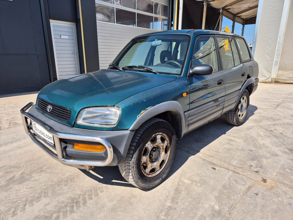 Toyota RAV4 2.0 - Petrol - Automatic - SUV: слика 1 Toyota RAV4 2.0 - Petrol - Automatic - SUV: слика 1