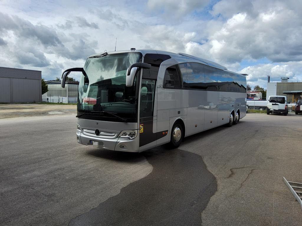 Mercedes Benz 2x Travego L 17 RHD vis a vis Tisch - Stehküche - Luxline - 476 PS - Патнички вагон автобус: слика 3 Mercedes Benz 2x Travego L 17 RHD vis a vis Tisch - Stehküche - Luxline - 476 PS - Патнички вагон автобус: слика 3