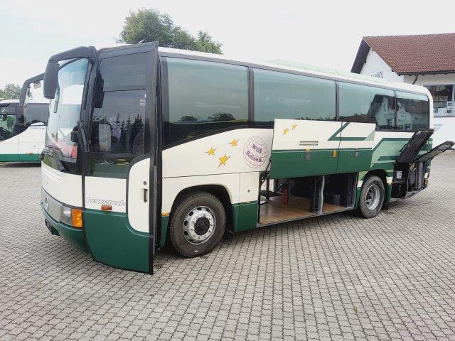 Mercedes Benz O 404 10 RH Besonders wenig Rost / Klima / IDEAL ALS WOHNBUS - Патнички вагон автобус, Кампер: слика 4 Mercedes Benz O 404 10 RH Besonders wenig Rost / Klima / IDEAL ALS WOHNBUS - Патнички вагон автобус, Кампер: слика 4
