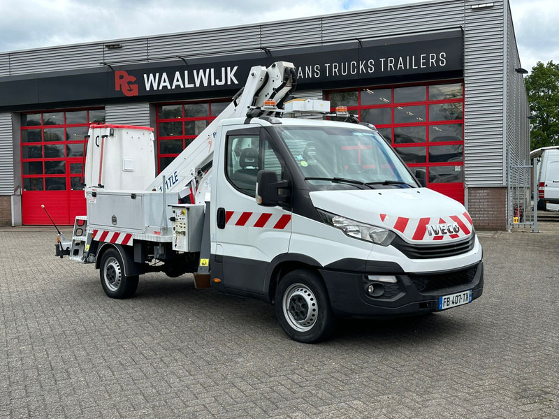 Iveco Daily 35S14 14 meter, 4x stamped, 649 working hours - Комбе: слика 3 Iveco Daily 35S14 14 meter, 4x stamped, 649 working hours - Комбе: слика 3