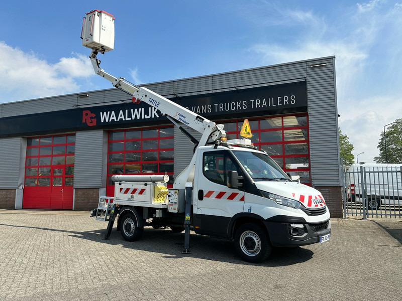 Iveco Daily 35S14 APK 10-07-2026 14 meter, 4x stamped, 413 working hours - Комбе: слика 2 Iveco Daily 35S14 APK 10-07-2026 14 meter, 4x stamped, 413 working hours - Комбе: слика 2