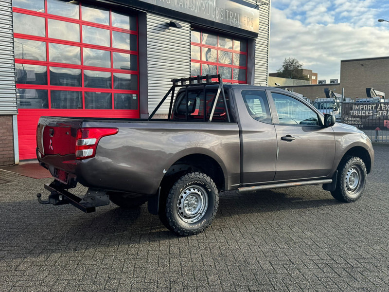 Mitsubishi L200 4*4 airco - Пикап: слика 5 Mitsubishi L200 4*4 airco - Пикап: слика 5