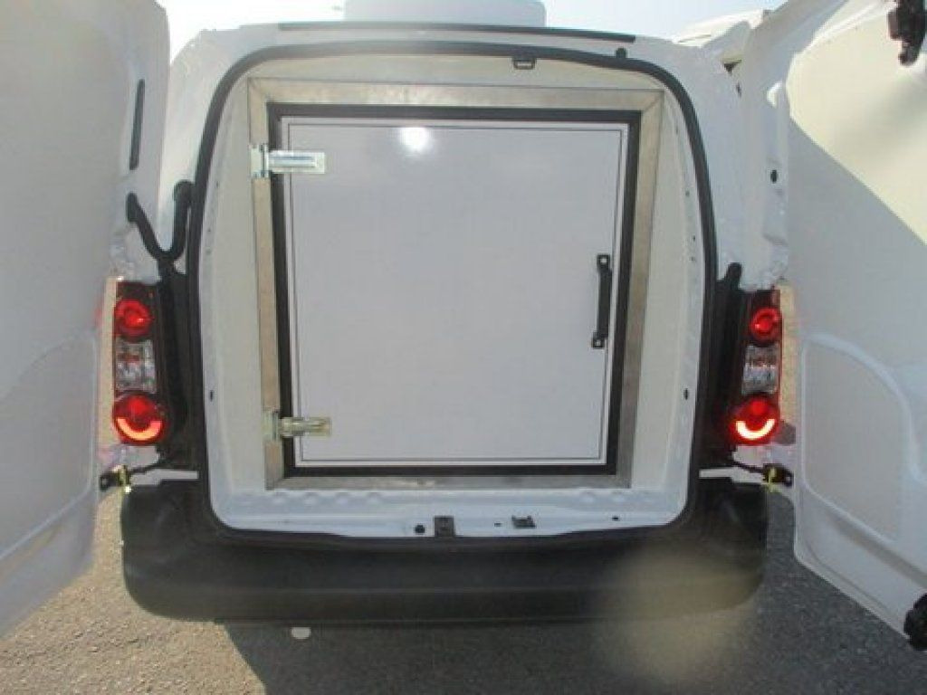 Citroën Berlingo freezer - Комбе ладилник: слика 4 Citroën Berlingo freezer - Комбе ладилник: слика 4
