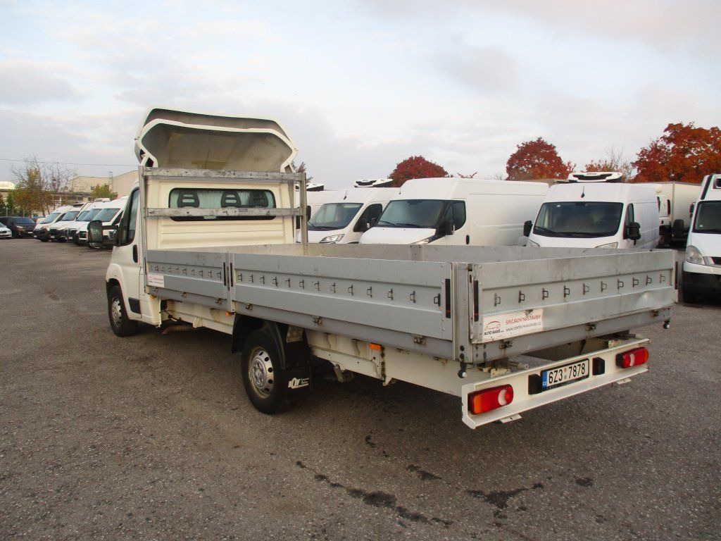 Citroën Jumper 2,0 BlueHDi Citroën Jumper 2,0 BlueHDi - Комбе со отворен сандак: слика 5 Citroën Jumper 2,0 BlueHDi Citroën Jumper 2,0 BlueHDi - Комбе со отворен сандак: слика 5