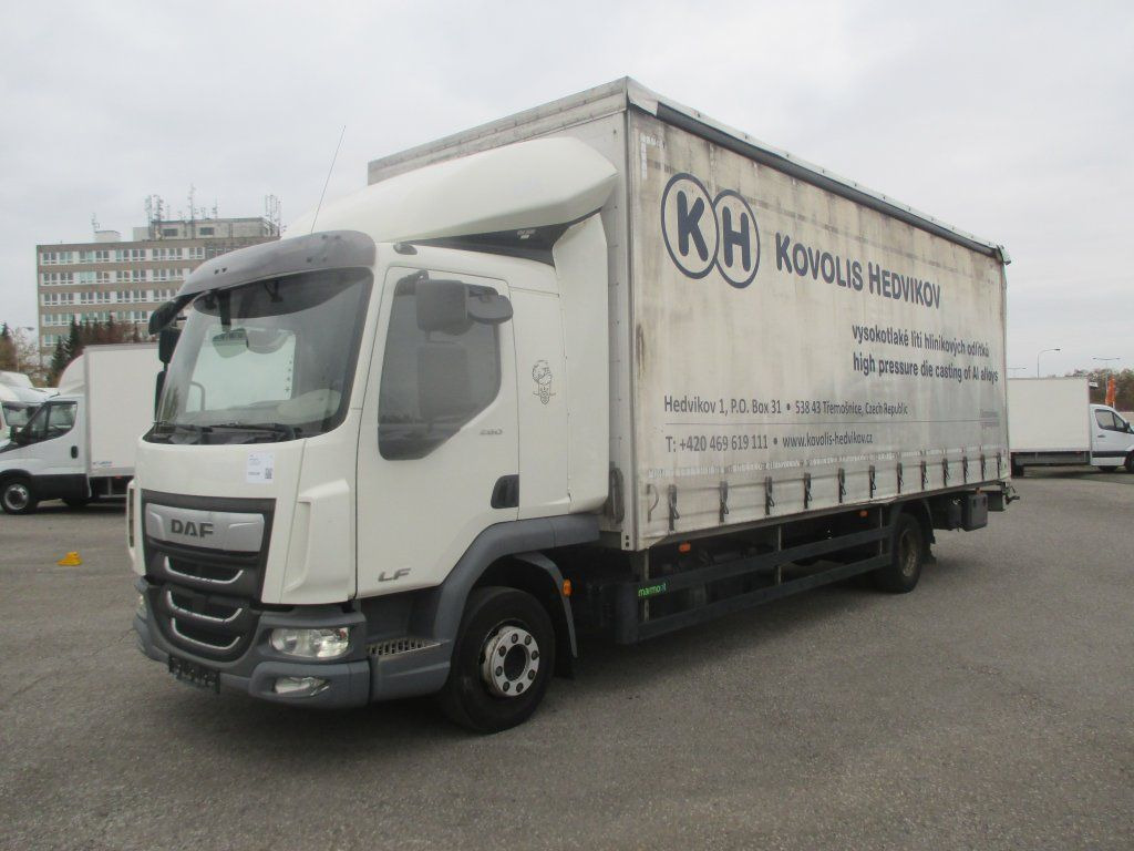 DAF LF 12.260 - Камион со церада: слика 1 DAF LF 12.260 - Камион со церада: слика 1