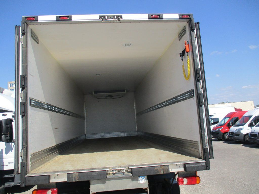 DAF LF 18.260 DAF LF 18.260 Xarios 600 - Камион ладилник: слика 5 DAF LF 18.260 DAF LF 18.260 Xarios 600 - Камион ладилник: слика 5