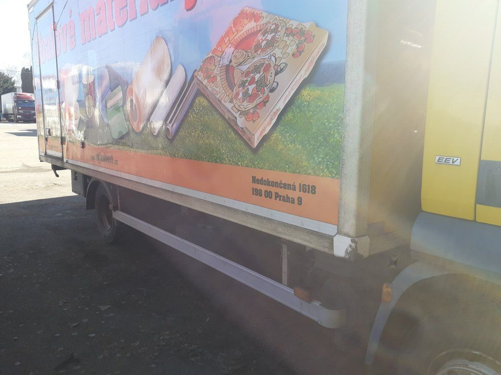 DAF LF45.210 mit Carrier Motorschaden engineproblem - Камион ладилник: слика 5 DAF LF45.210 mit Carrier Motorschaden engineproblem - Камион ладилник: слика 5