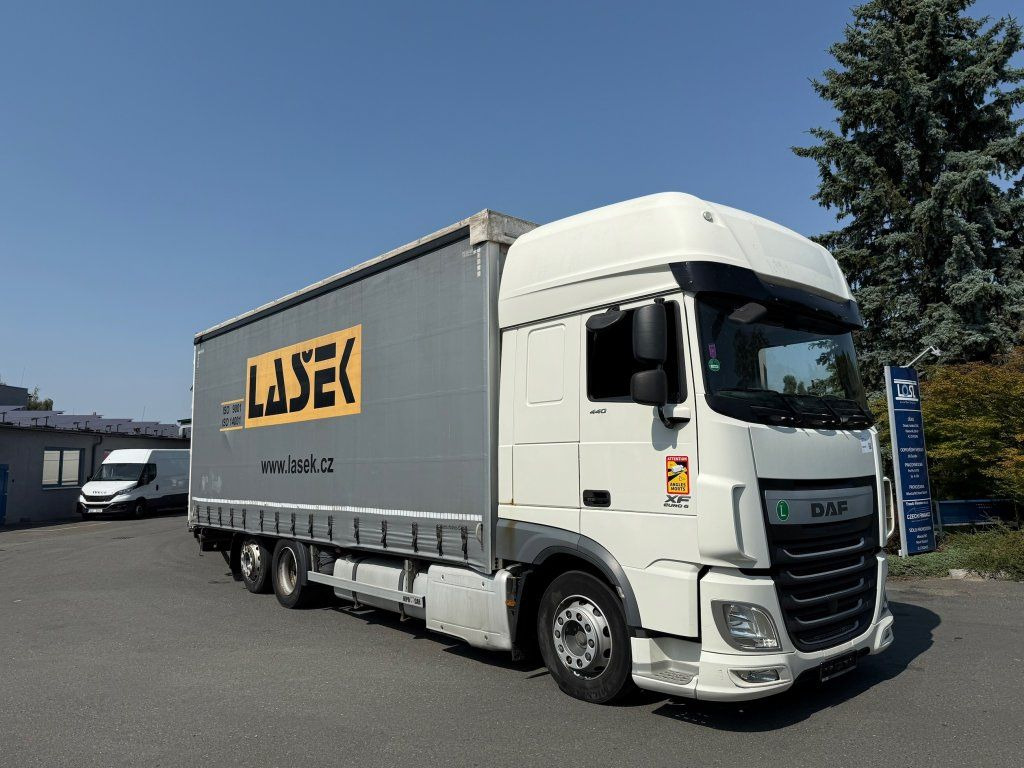 DAF XF440 EURO 6 6x2 + Agrikom - Камион со церада: слика 2 DAF XF440 EURO 6 6x2 + Agrikom - Камион со церада: слика 2