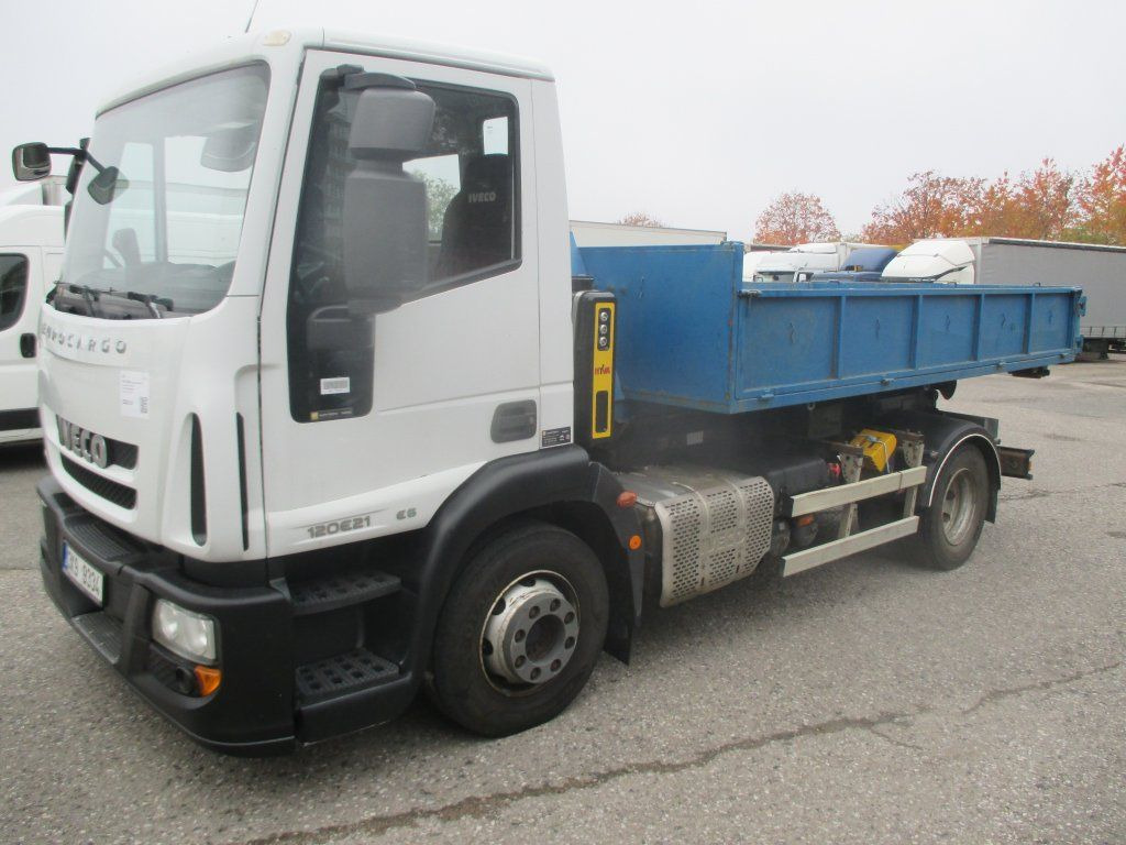 Iveco 120E Iveco 120E - Камион со кука за подигање: слика 1 Iveco 120E Iveco 120E - Камион со кука за подигање: слика 1