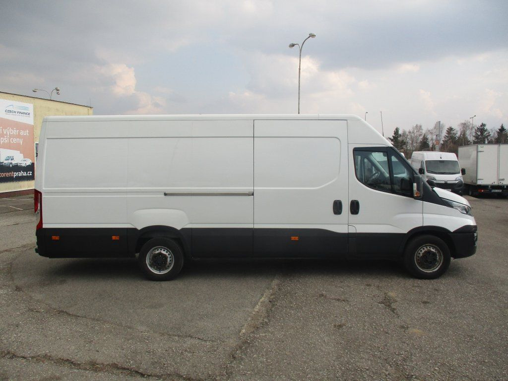 Iveco 35S16 MAXI - Товарно комбе: слика 4 Iveco 35S16 MAXI - Товарно комбе: слика 4