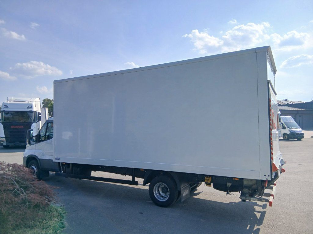 Iveco 72-210 (70C210) - Комбе фургон: слика 5 Iveco 72-210 (70C210) - Комбе фургон: слика 5