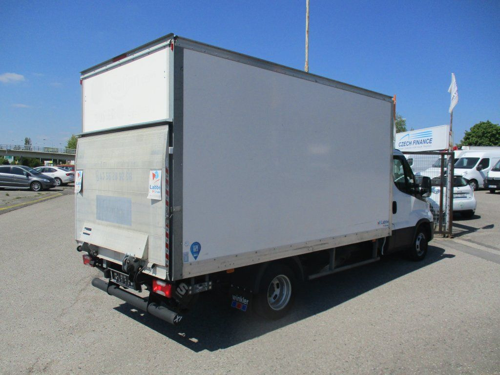 Iveco Daily 35C16 3.0 - Комбе фургон: слика 5 Iveco Daily 35C16 3.0 - Комбе фургон: слика 5