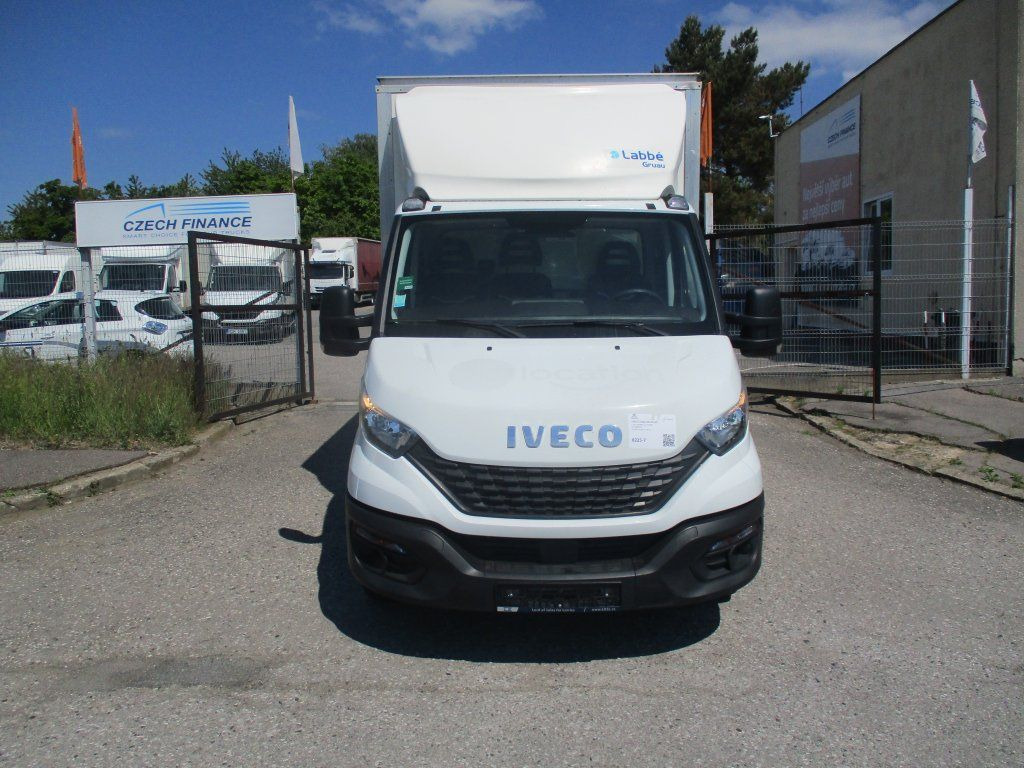 Iveco Daily 35C16 3.0 - Комбе фургон: слика 2 Iveco Daily 35C16 3.0 - Комбе фургон: слика 2