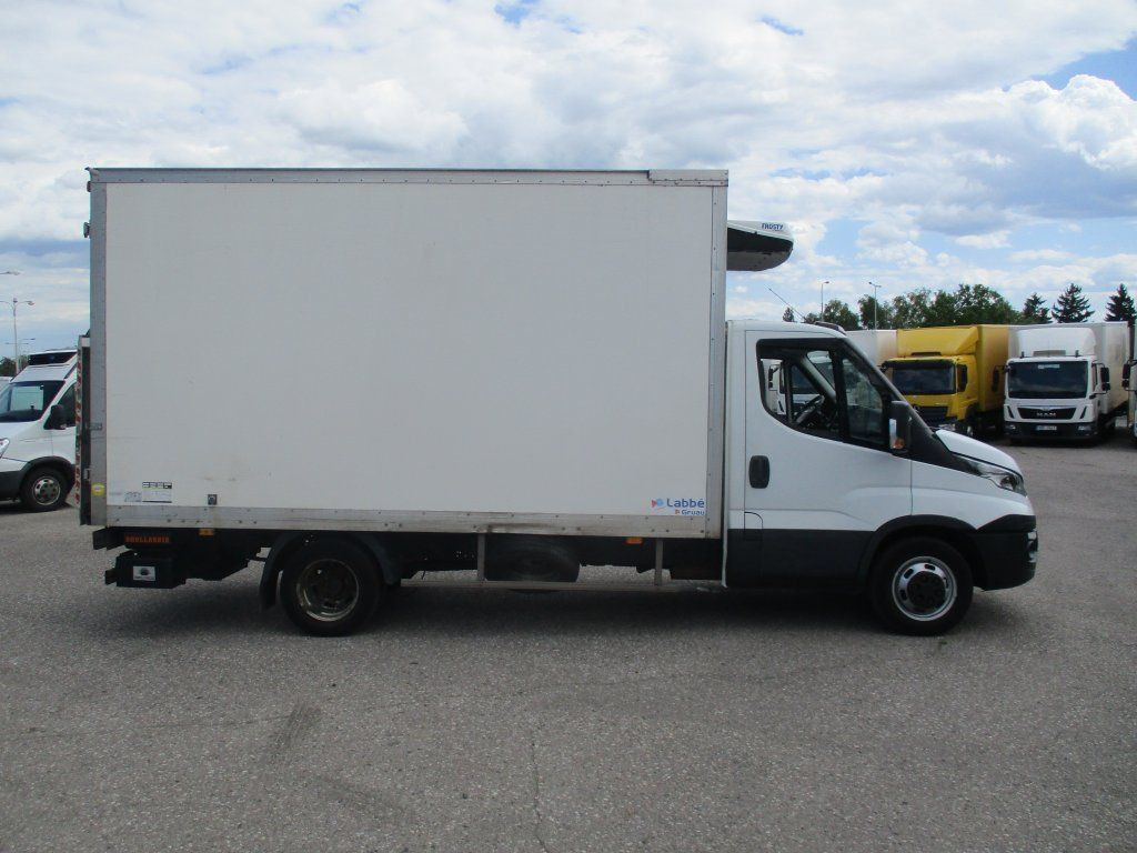 Iveco Daily 35C16 Dhollandia - Комбе ладилник: слика 4 Iveco Daily 35C16 Dhollandia - Комбе ладилник: слика 4