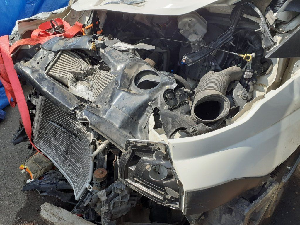 Iveco Daily 35S16 maxi Damaged - Товарно комбе: слика 4 Iveco Daily 35S16 maxi Damaged - Товарно комбе: слика 4