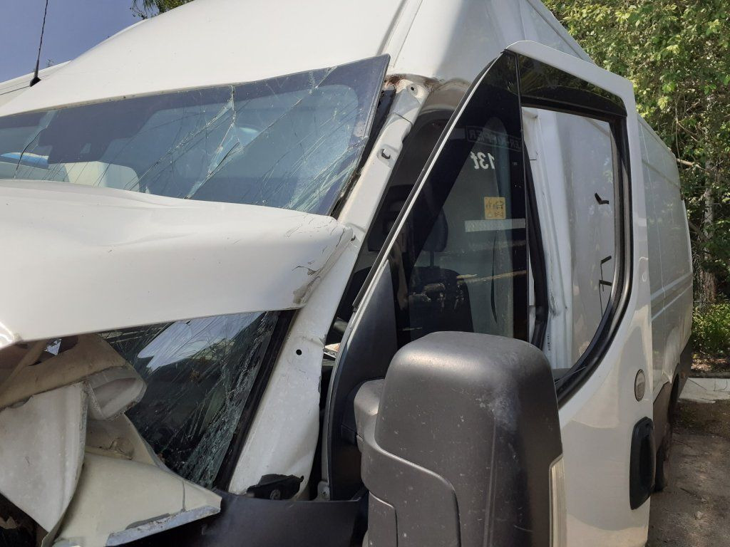 Iveco Daily 35S16 maxi Damaged - Товарно комбе: слика 5 Iveco Daily 35S16 maxi Damaged - Товарно комбе: слика 5