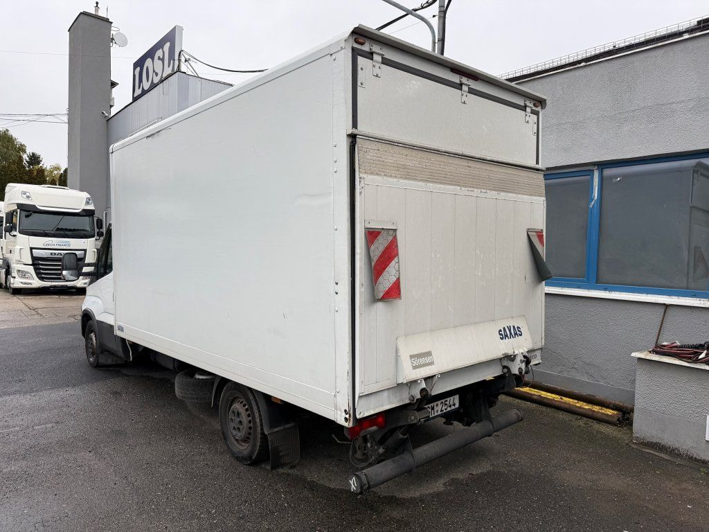 Iveco Daily 35S16 mit LBW ENGINE DEFECT - Комбе фургон: слика 4 Iveco Daily 35S16 mit LBW ENGINE DEFECT - Комбе фургон: слика 4