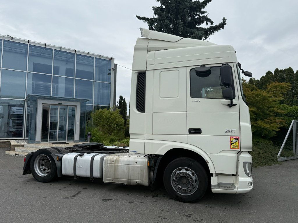 DAF XF460 EURO 6 MEGA/lowdeck - Камион влекач: слика 3 DAF XF460 EURO 6 MEGA/lowdeck - Камион влекач: слика 3