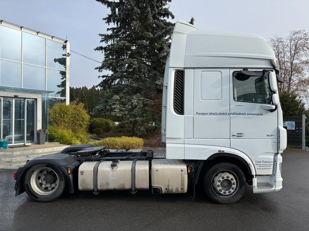 DAF XF480 Superspacecab SSC lowdeck - Камион влекач: слика 3 DAF XF480 Superspacecab SSC lowdeck - Камион влекач: слика 3