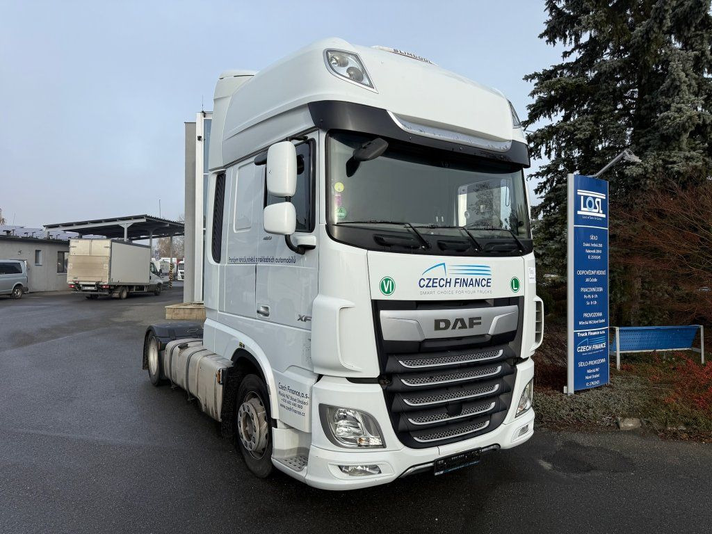 DAF XF480 Superspacecab SSC lowdeck - Камион влекач: слика 2 DAF XF480 Superspacecab SSC lowdeck - Камион влекач: слика 2