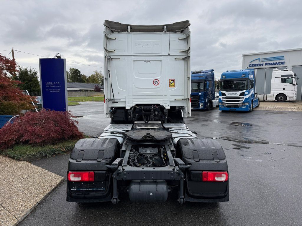 DAF XG480 EURO 6 MEGA/lowdeck NEW TACHO - Камион влекач: слика 5 DAF XG480 EURO 6 MEGA/lowdeck NEW TACHO - Камион влекач: слика 5