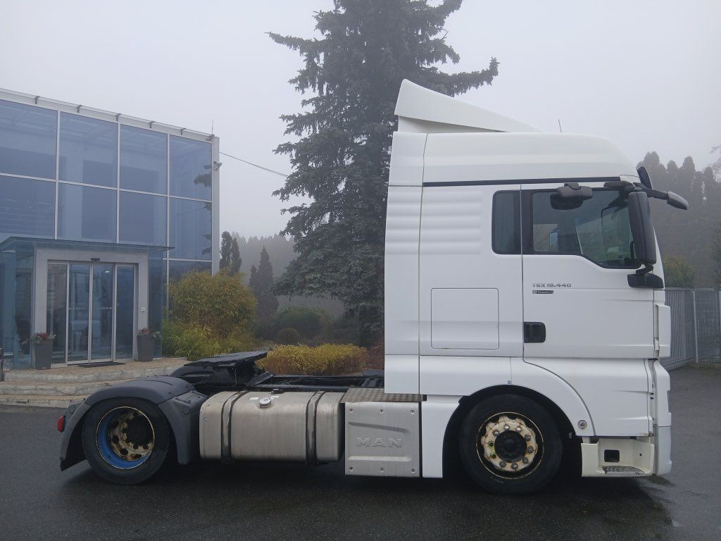 MAN TGX18.440 XLX - Камион влекач: слика 4 MAN TGX18.440 XLX - Камион влекач: слика 4
