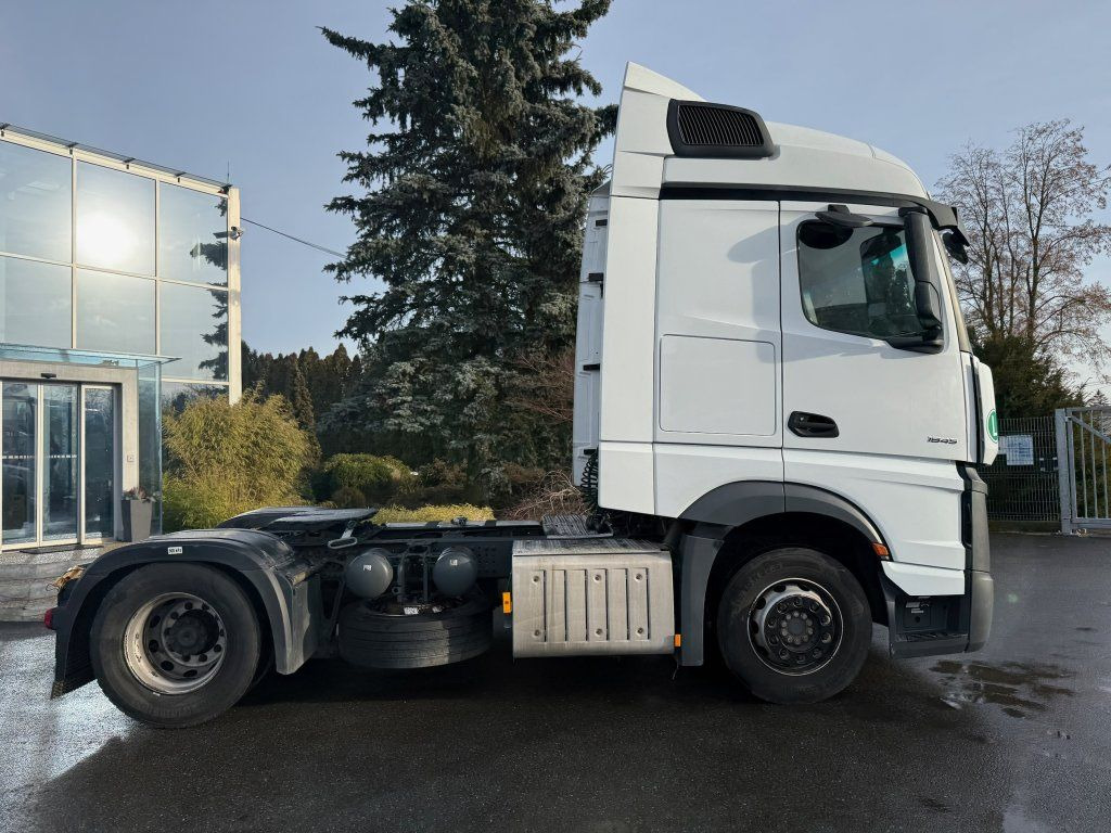 Mercedes-Benz 1845 Actros EURO 6 - Камион влекач: слика 3 Mercedes-Benz 1845 Actros EURO 6 - Камион влекач: слика 3