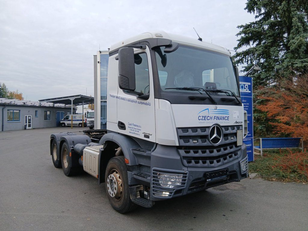 Mercedes-Benz 2648 Arocs EURO 6 6x4 Hydraulics - Камион влекач: слика 2 Mercedes-Benz 2648 Arocs EURO 6 6x4 Hydraulics - Камион влекач: слика 2
