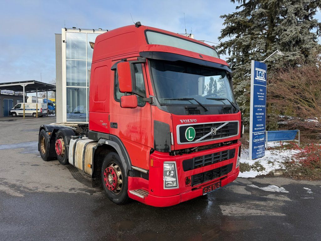 Volvo FM12.460 6x2 EURO 3 - Камион влекач: слика 2 Volvo FM12.460 6x2 EURO 3 - Камион влекач: слика 2