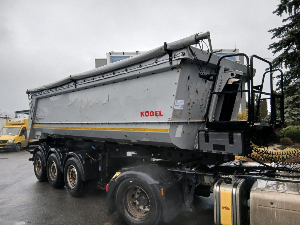 Kögel SKM 24 27m3 - Кипер полуприколка: слика 1 Kögel SKM 24 27m3 - Кипер полуприколка: слика 1