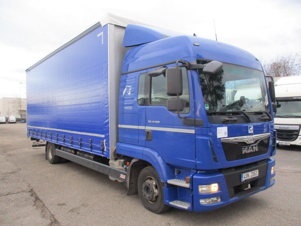MAN TGL12.250 - Камион со церада: слика 2 MAN TGL12.250 - Камион со церада: слика 2