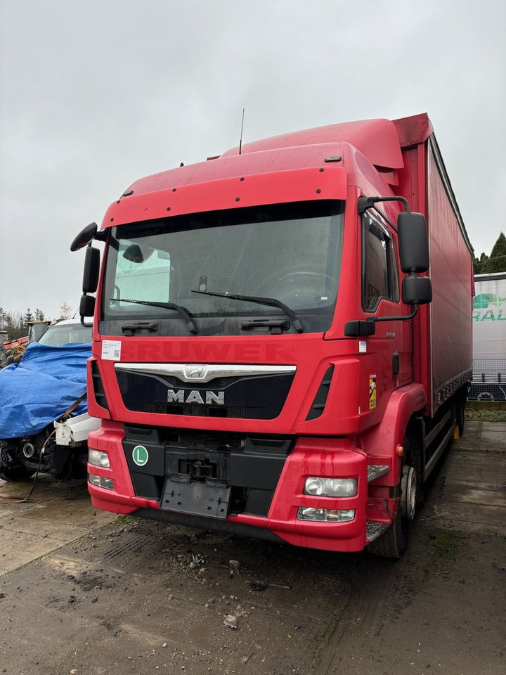MAN TGM18.340 EURO 6 UNANGETRIEBEN - Камион со церада: слика 1 MAN TGM18.340 EURO 6 UNANGETRIEBEN - Камион со церада: слика 1
