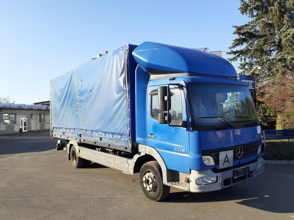 Mercedes-Benz 1018 Atego EURO 3 - Камион со церада: слика 2 Mercedes-Benz 1018 Atego EURO 3 - Камион со церада: слика 2