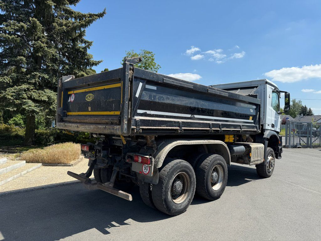 Mercedes-Benz 3343 Arocs 6x6 S3 EURO 6 - Кипер: слика 5 Mercedes-Benz 3343 Arocs 6x6 S3 EURO 6 - Кипер: слика 5