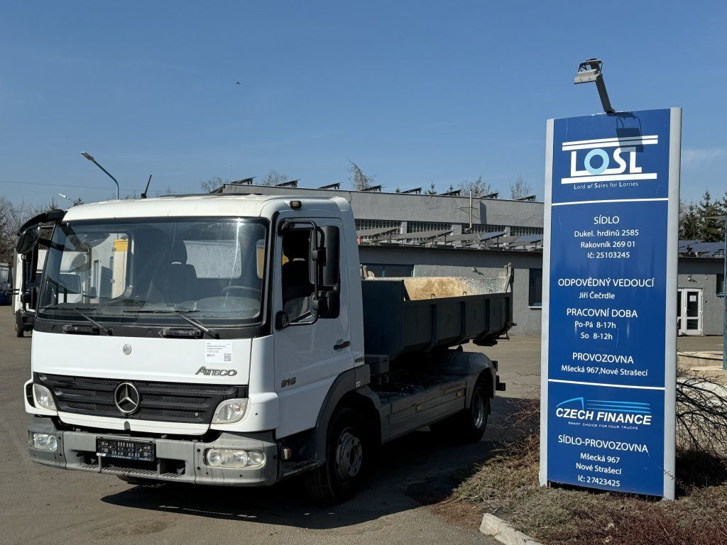 Mercedes-Benz 916 Atego EURO 4 - Камион со кука за подигање: слика 1 Mercedes-Benz 916 Atego EURO 4 - Камион со кука за подигање: слика 1