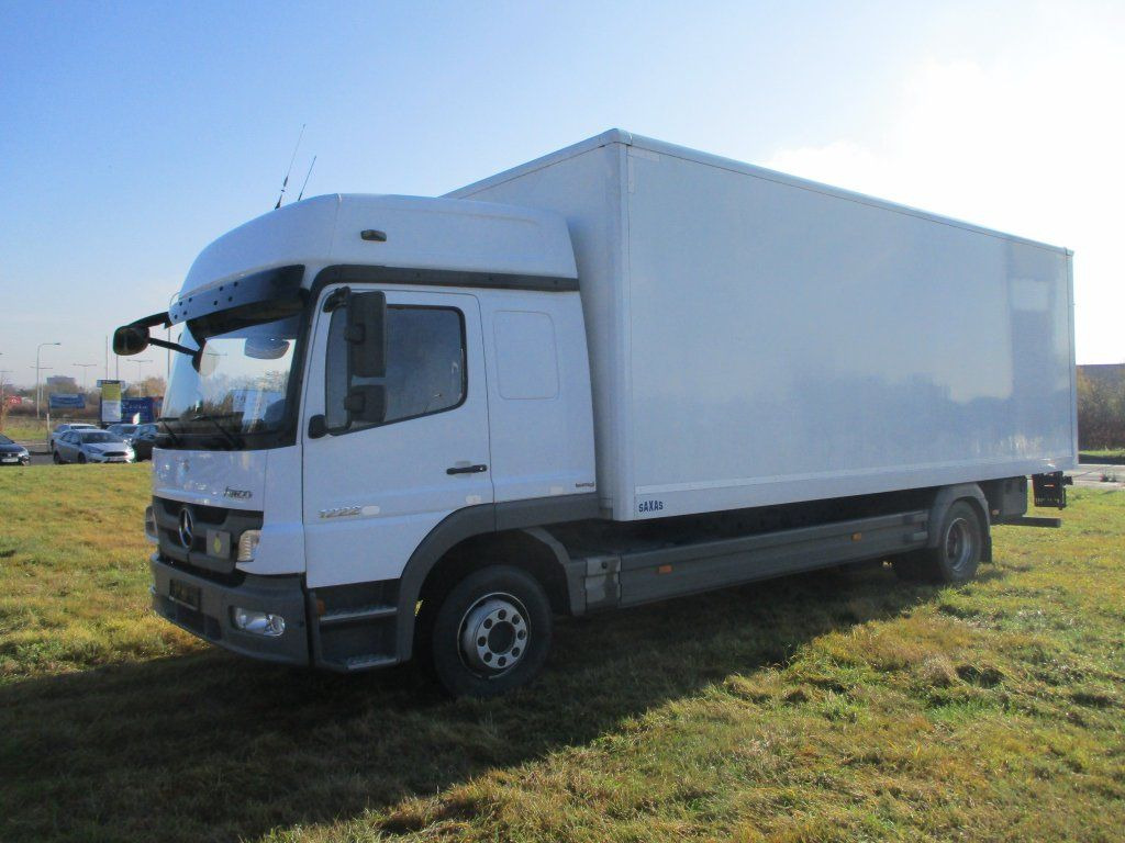 Mercedes-Benz Atego 1222 1 Liege LBW - Камион сандучар: слика 1 Mercedes-Benz Atego 1222 1 Liege LBW - Камион сандучар: слика 1