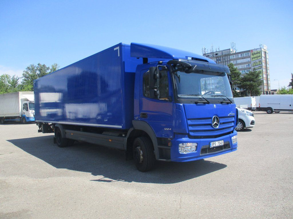 Mercedes-Benz Atego 1224 mit LBW - Камион ладилник: слика 2 Mercedes-Benz Atego 1224 mit LBW - Камион ладилник: слика 2